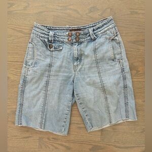 Lee Vintage women’s Denim Jorts Long Shorts Bermuda’s size 9/10